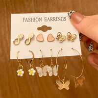 Trendy Exquisite Pearl Metal Earrings