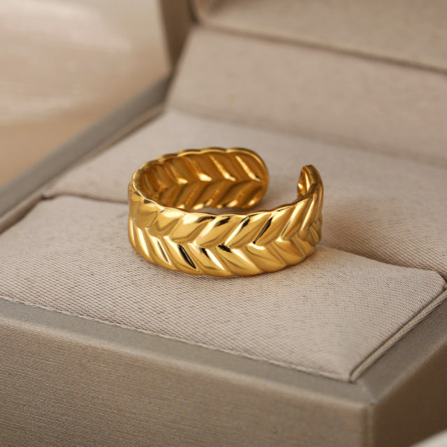 Retro Snake Ring