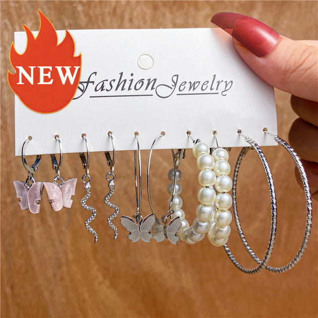 Trendy Exquisite Pearl Metal Earrings