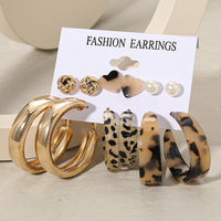 Trendy Exquisite Pearl Metal Earrings