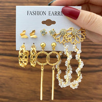 Trendy Exquisite Pearl Metal Earrings